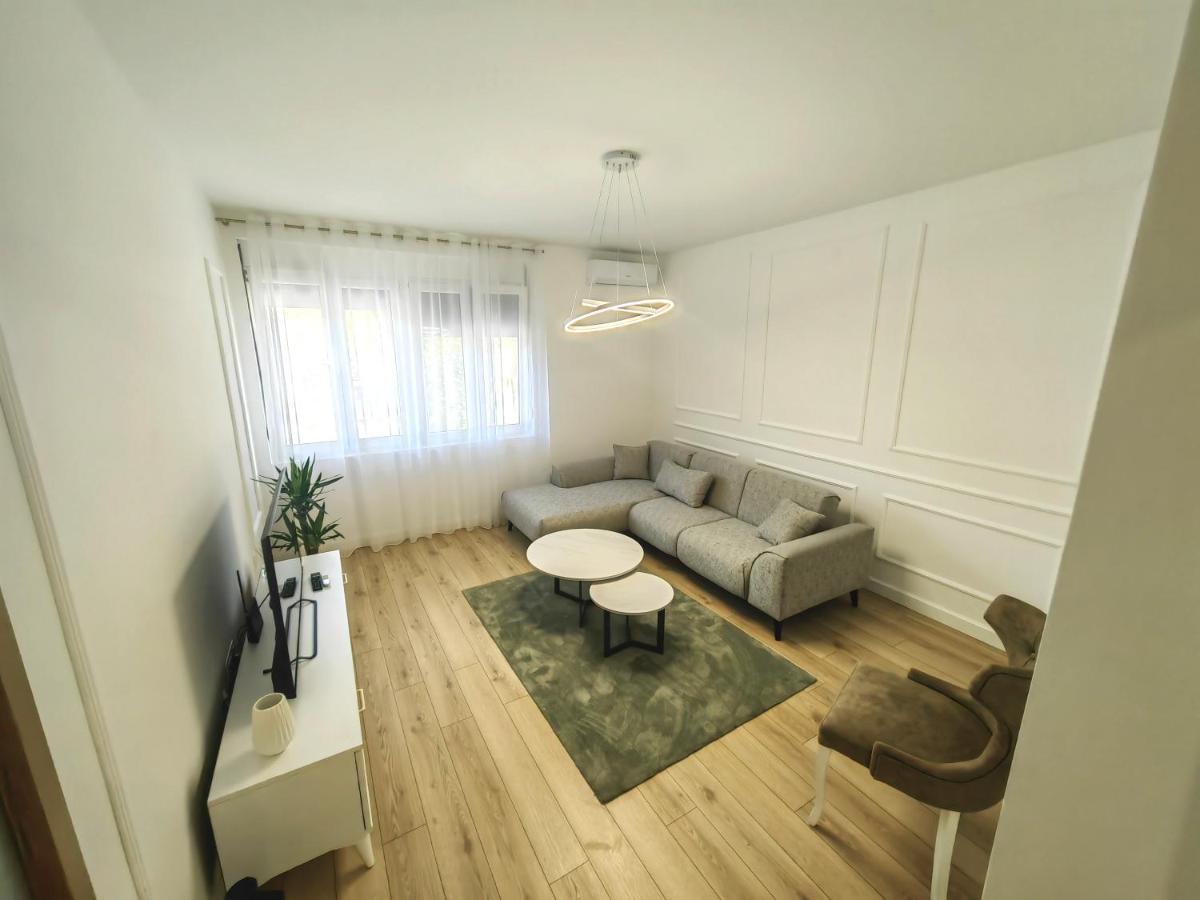 Luxury Apartment Подгорица Номер фото